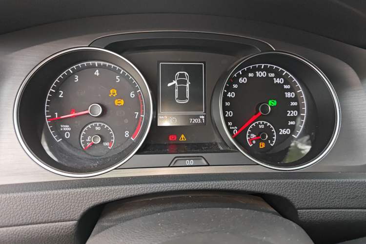 Used Volkswagen Golf 2016 1.6L Automatic Comfort Model
