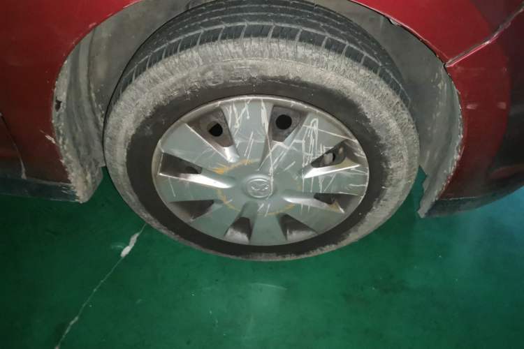 Used Venucia R50 2013 1.6L Automatic Fashion Edition