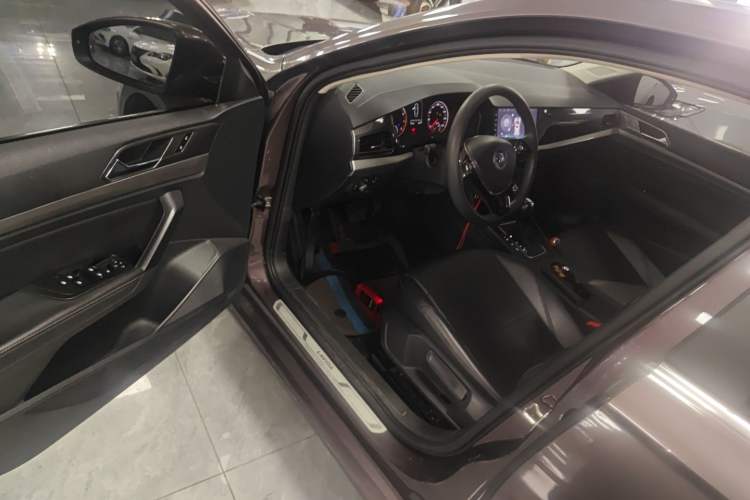 Used Volkswagen Lavida 2018 1.5L Automatic Comfort Edition China V Standard