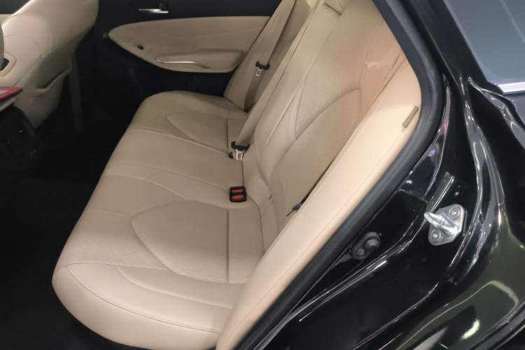 Used Toyota Avalon 2022 Dual-Engine 2.5L Luxury Edition
