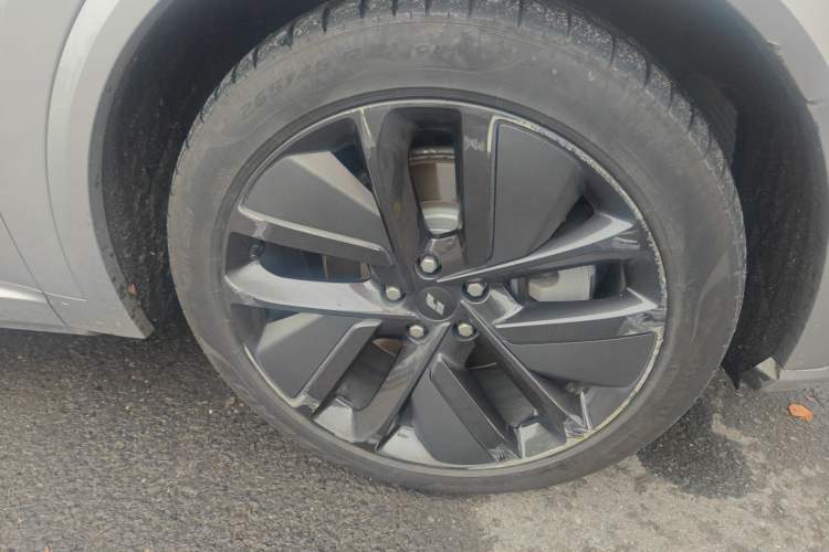 Used Li Auto L9 2022 Max model Exterior 1