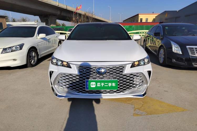 Used Toyota Avalon 2019 Dual-Engine 2.5L Limited Flagship Edition China V Standard Front