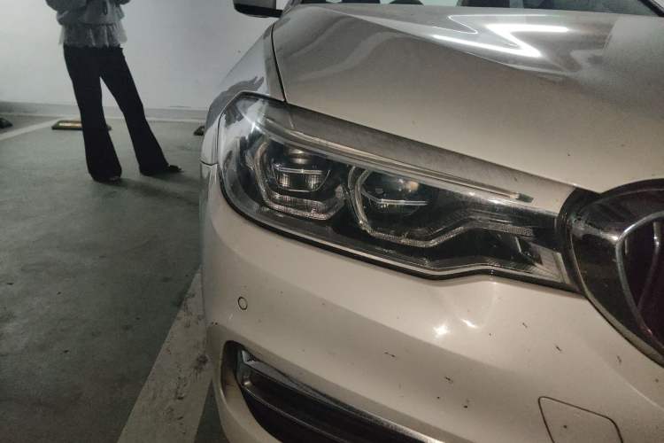 Used BMW 5 Series New Energy 2020 530Le Pioneer Edition Right Front Headlight