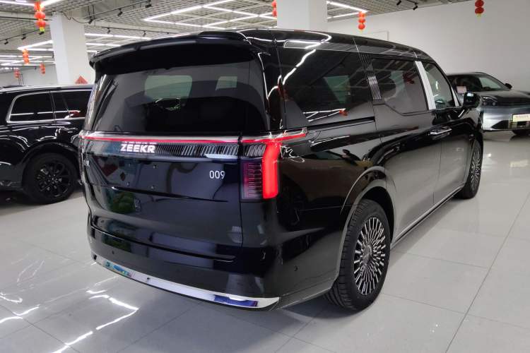 Used Zeekr 009 2024 7-Seater Walk-through Version 4WD 140 kWh
