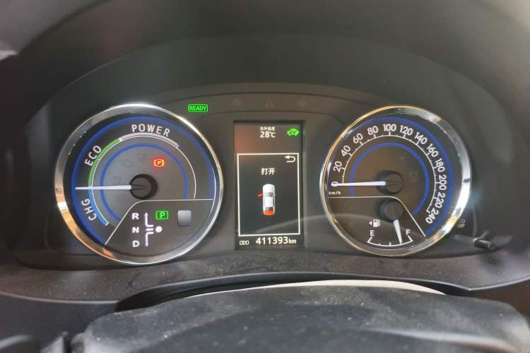 Used Toyota Levin 2016 Dual-Engine 1.8H GS E-CVT Elite Model with Sunroof
