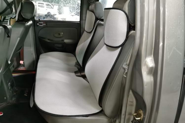 Used Foday Lion F16 2013 2.0T Diesel Two-Wheel Drive Entry-Level 4F20TC1
