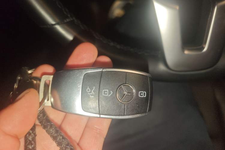 Used Mercedes-Benz GLE 2023 GLE 450 4MATIC Stylish Model
