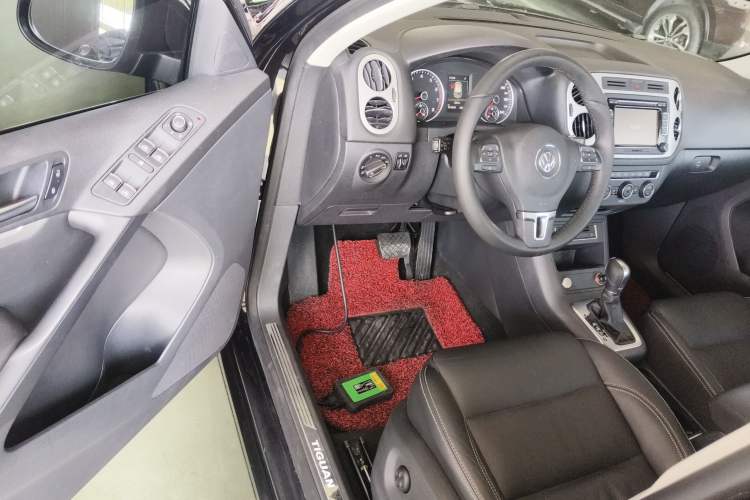 Used Volkswagen Tiguan 2016 300TSI Automatic Two-Wheel Drive Luxury Edition Driver Seat