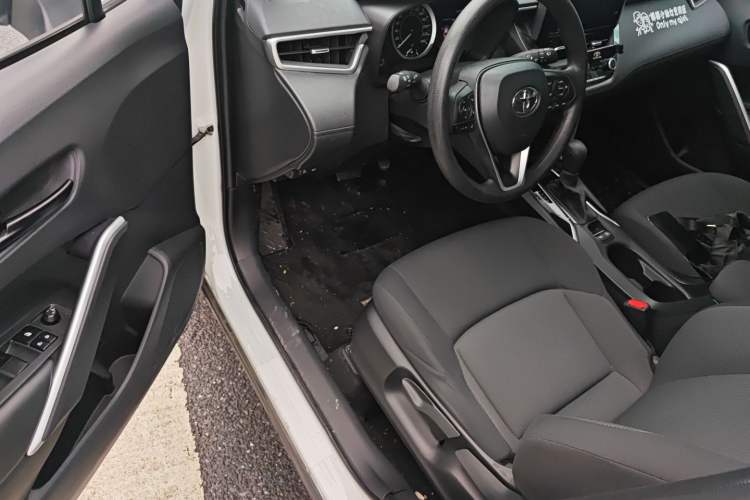 Used Toyota FRONTLANDER 2022 2.0L CVT Leading Edition Driver Seat