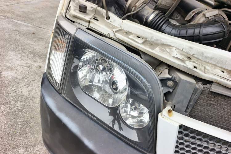 Used Ford Classic Transit 2016 2.8T Diesel Short-Wheelbase 6-Seater Mid-Roof Multifunction Vehicle JX493ZLQ4