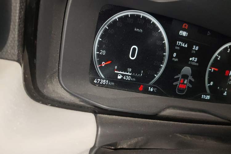 Used Lynk & Co 02 2019 1.5T DCT Two-Wheel Drive Zhaoban Version China VI Standard
