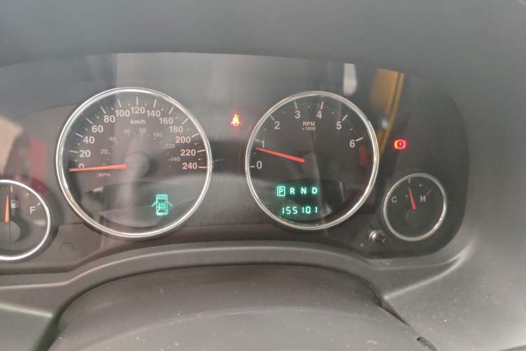 Used Jeep Compass 2012 2.4L four-wheel-drive sport version
