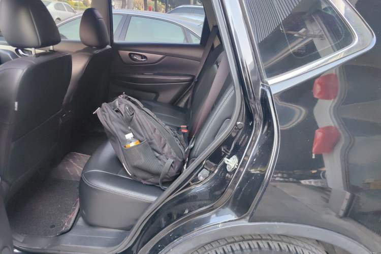 Used Nissan X-Trail 2014 2.0L CVT Comfort Edition 2WD