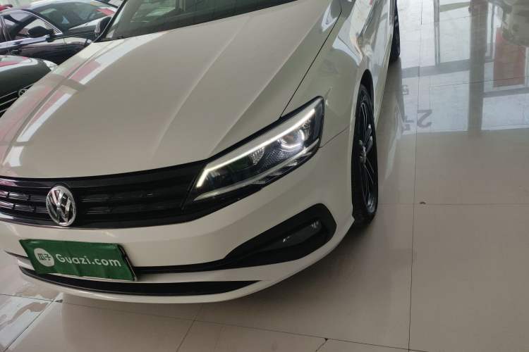 Used Volkswagen Lamando 2021 280TSI DSG Comfort Edition
