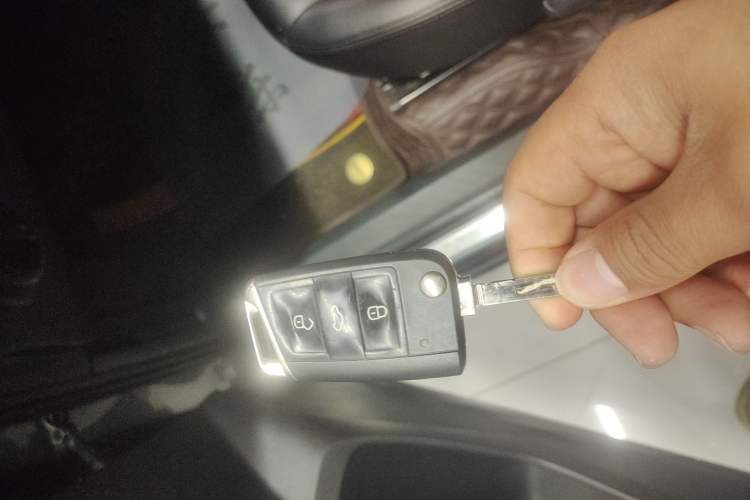 Used Jetta VS5 2021 280TSI Automatic Trend Edition
