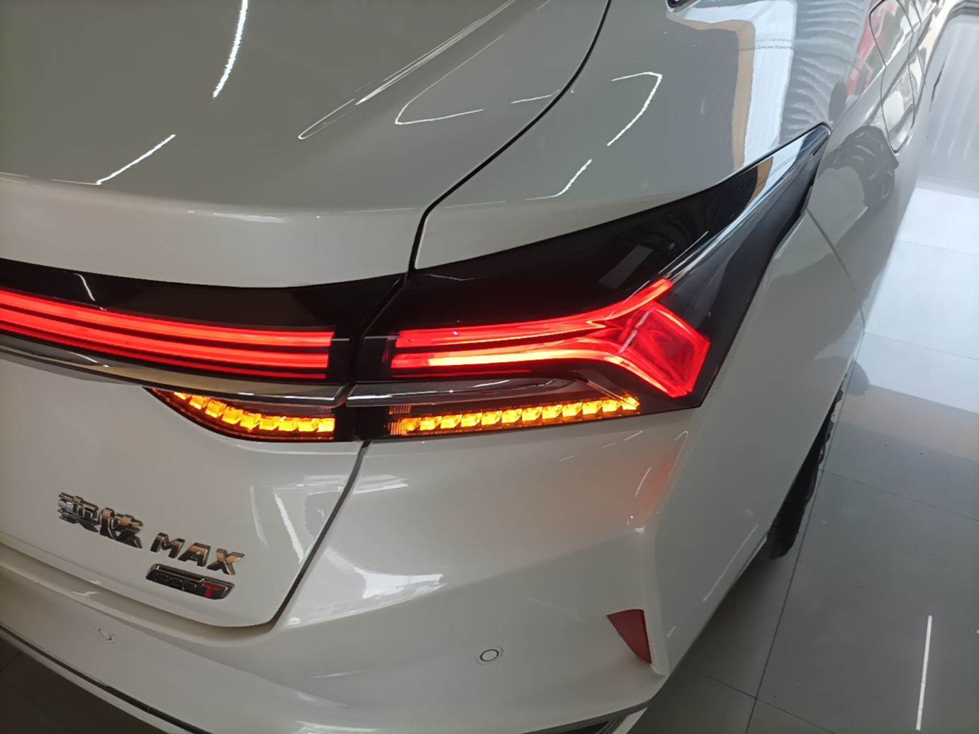 Dongfeng Aeolus Yixuan MAX 2021 1.5T Ultra-Stylish Trendsetter Edition — снимка 9