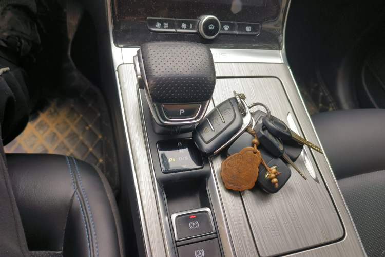 Used Roewe RX5 2021 PLUS 330TGI Automatic National Style Smart Enjoyment Edition
