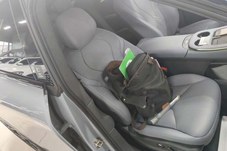 Used XPeng G7 2025 Model—702 Ultra Long Range Right Front Seat