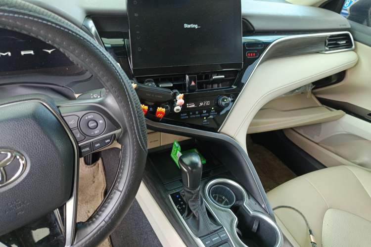 Used Toyota Camry 2021 2.5G Luxury Edition
