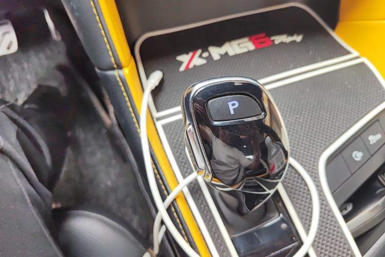 Used MG 6 2021 Pro 1.5T Automatic Trophy Flagship Edition Gear Lever