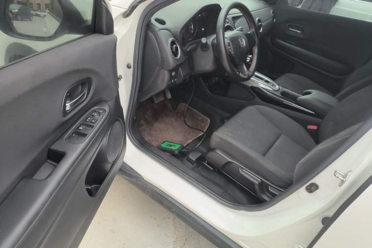 Used Honda XR-V 2021 1.5L CVT Classic Edition Driver Seat