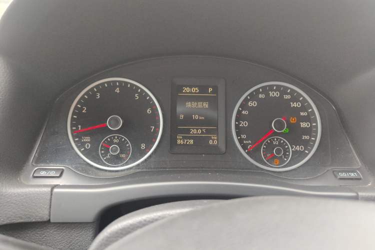 Used Volkswagen Tiguan 2013 1.8TSI Automatic Two-Wheel Drive Trend Edition Instrument Cluster