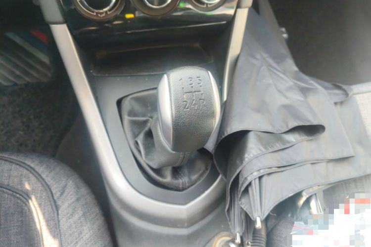 Used Peugeot 408 2013 2.0L Manual Comfort Edition