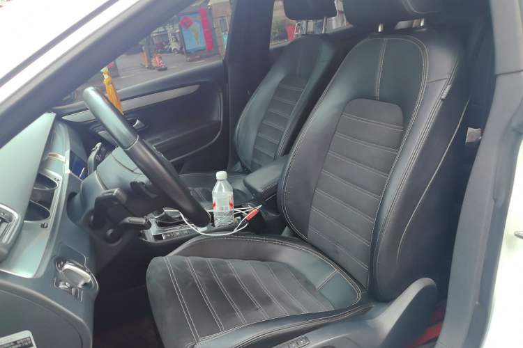 Used Volkswagen FAW-Volkswagen CC 2016 1.8TSI Prestige Model
