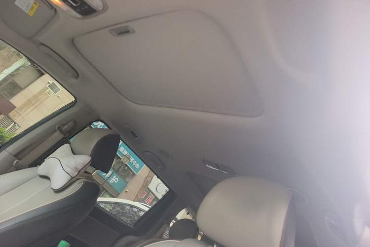 Used Kia Carnival 2015 3.3 GDI Flagship Version China V Standard Headliner