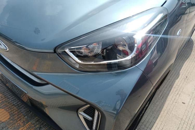 Used Chery QQ Little Ant 2022 Restyled Version Sweet Pink Edition Half-Sugar Version 30.6 kWh 30 kW 301 km Left Front Headlight