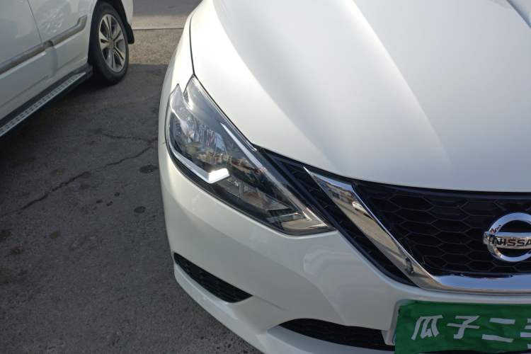 Used Nissan Sylphy 2024 Facelifted Three Classic 1.6XE CVT Comfort Edition Right Front Headlight