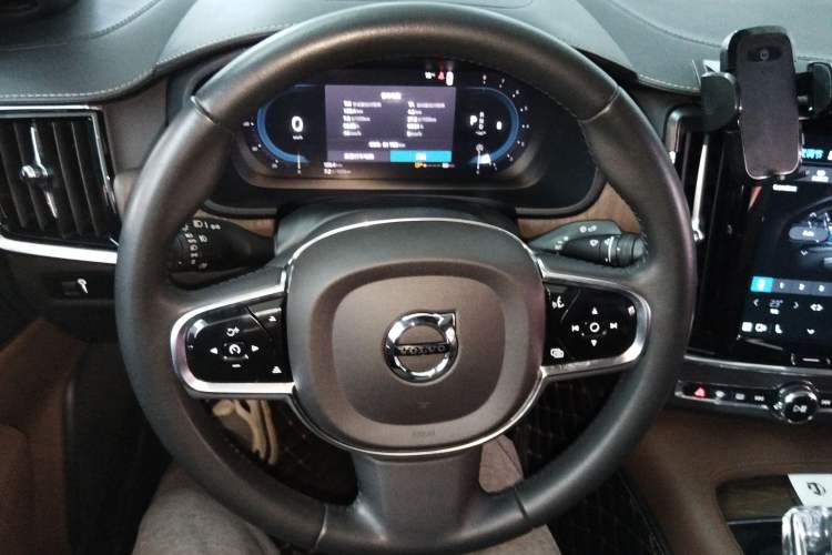 Used Volvo S90 2022 B5 Zhiyuan Luxury Edition