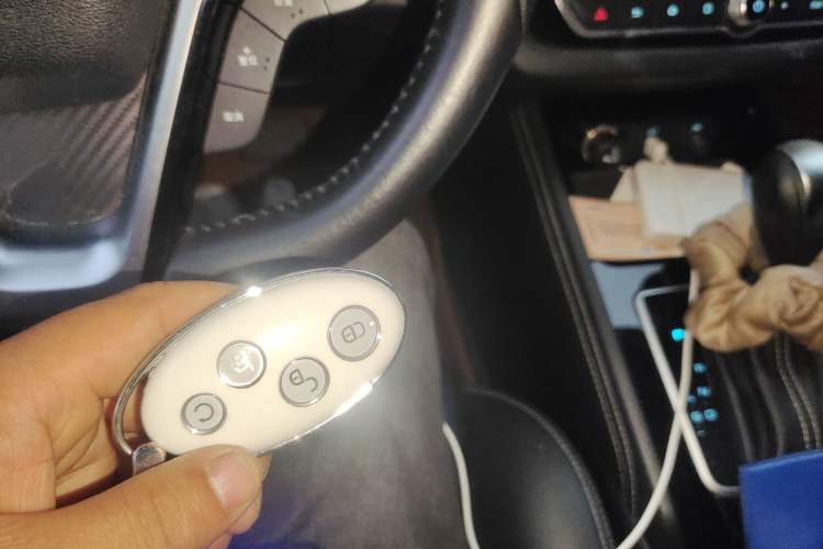 Used BYD Song 2019 1.5TI Automatic Smart Connect Luxurious Edition Vehicle Key