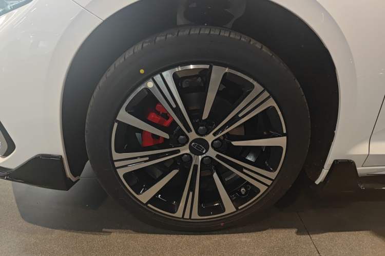 Used Geely Auto Preface 2026 Model Oriental Yao 1.5TD Kunlun Edition