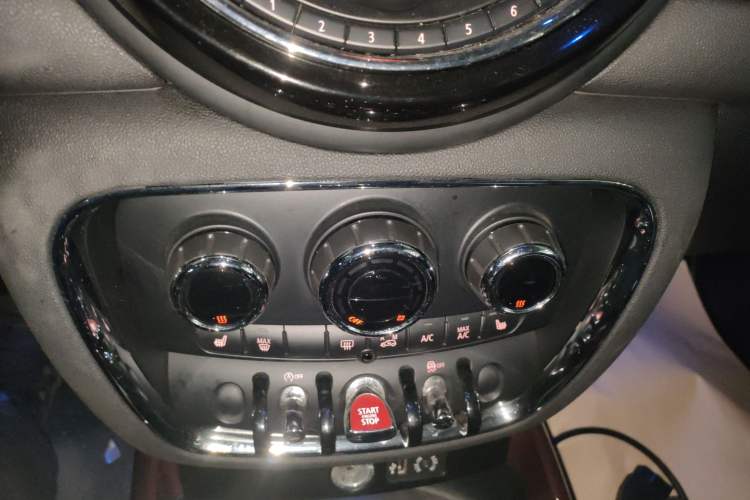 Used MINI Clubman 2016 Revised Version 1.5T COOPER Connoisseur Edition