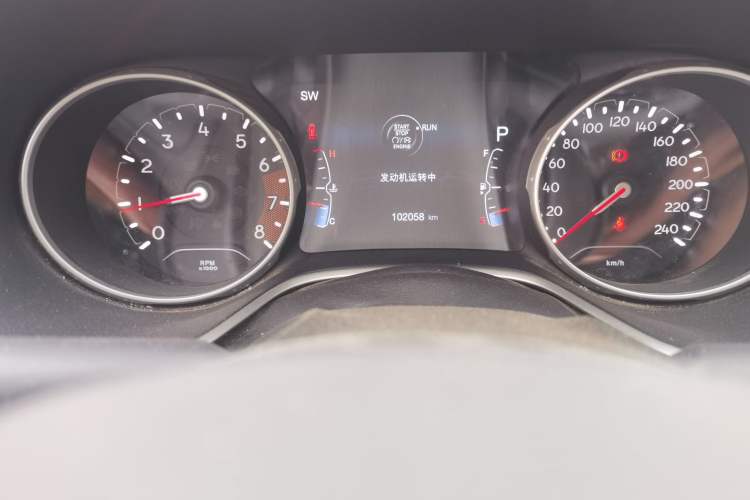 Used Jeep Compass 2017 200T Automatic Family Edition
