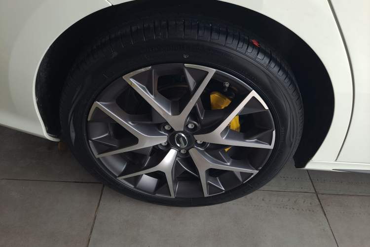 Used GAC Trumpchi EMPOW 2021 270T DCT J16 Version