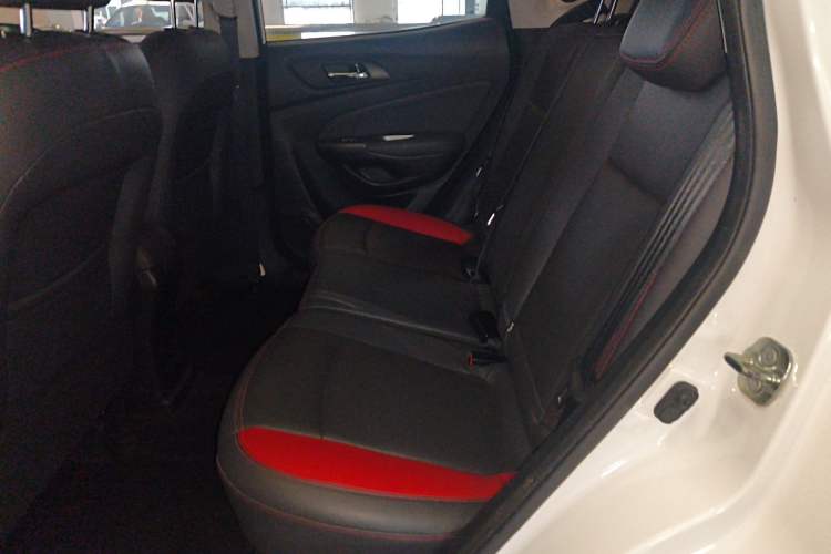 Used CHANGAN CS15 2016 1.5L Automatic Fashion Edition
