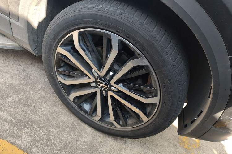 Used Volkswagen T-ROC 2021 280TSI DSG Two-Wheel Drive Comfort Connect Edition
