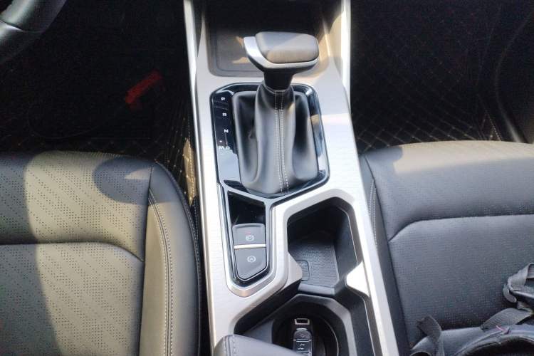 Used Geely Auto Emgrand 2023 4th Generation Champion Edition 1.5L CVT Luxury Model