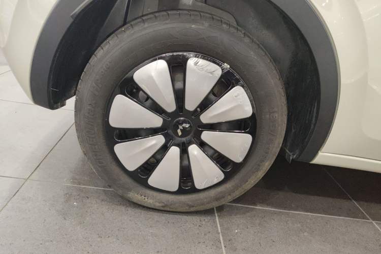 Used Wuling Bingo 2023 203km Comfort Edition