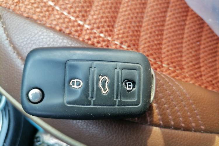 Used Volkswagen Bora 2016 1.6L Manual Comfort Model Vehicle Key