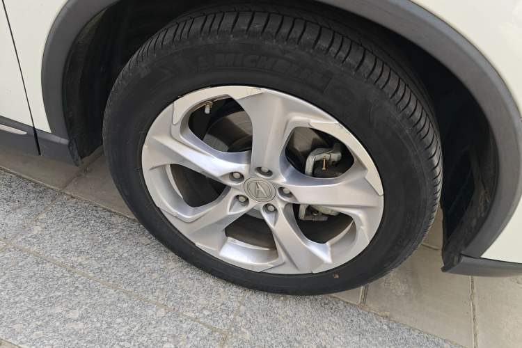 Used Acura CDX 2016 1.5T Two-Wheel Drive Deluxe Edition
