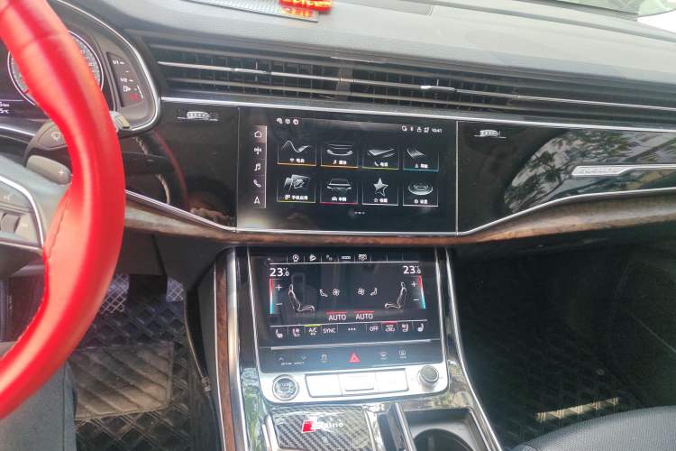 Used Audi Q7 2022 55 TFSI quattro S line Sport model