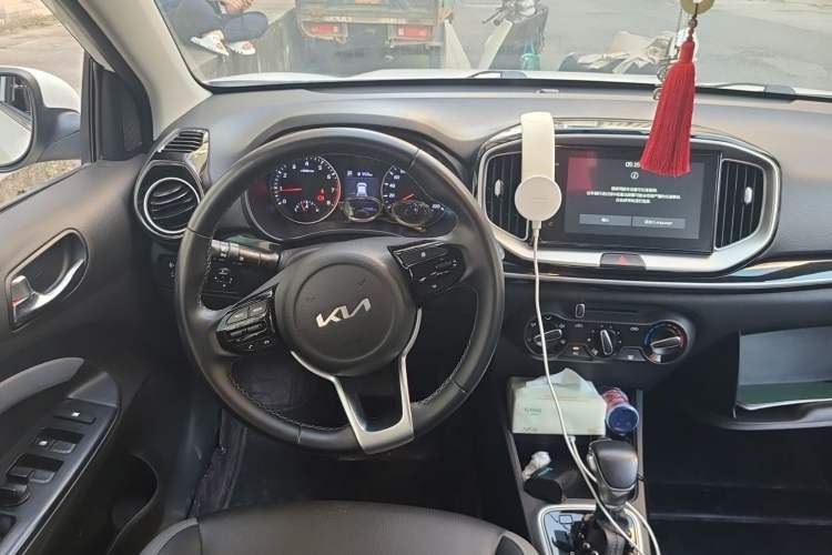 Used Kia kx1 Stonic 2021 1.4L CVT Fun Edition