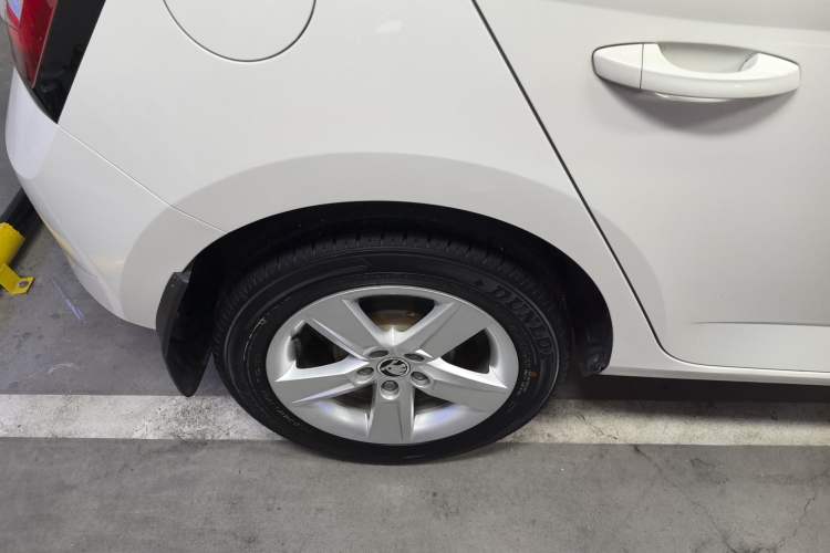 Used Skoda Fabia 2017 1.4L Automatic Car Enjoy Edition
