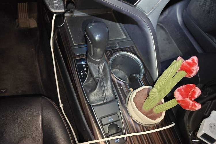 Used Toyota Camry 2018 2.0G Luxury Edition
