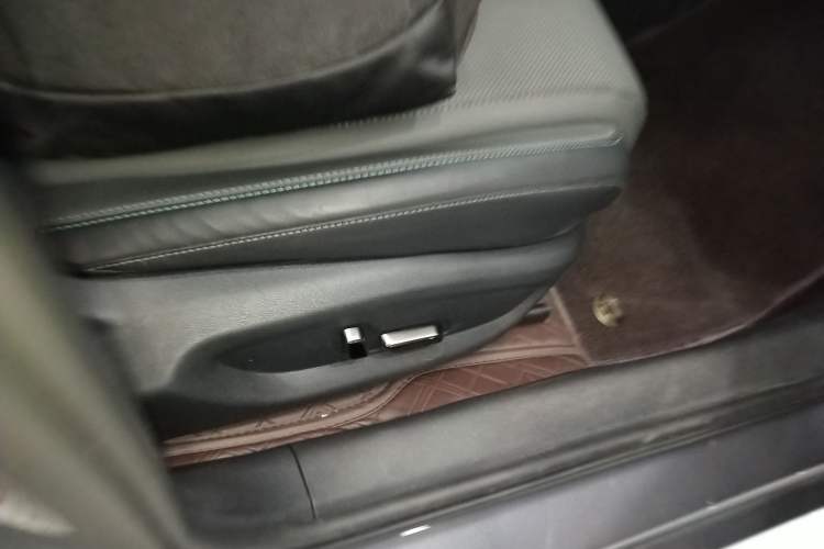 Used BYD Qin L 2025 DM-i Smart Drive 120KM Superior Model
