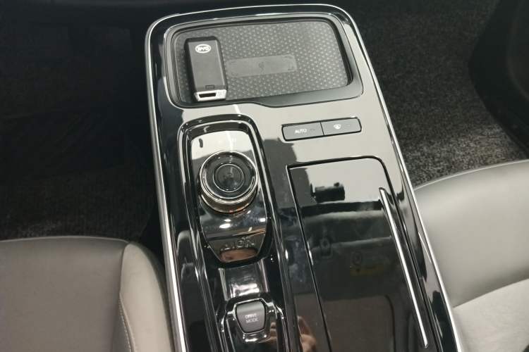 Used AION S Plus 2022 Updated 70 Intelligent Edition Gear Lever