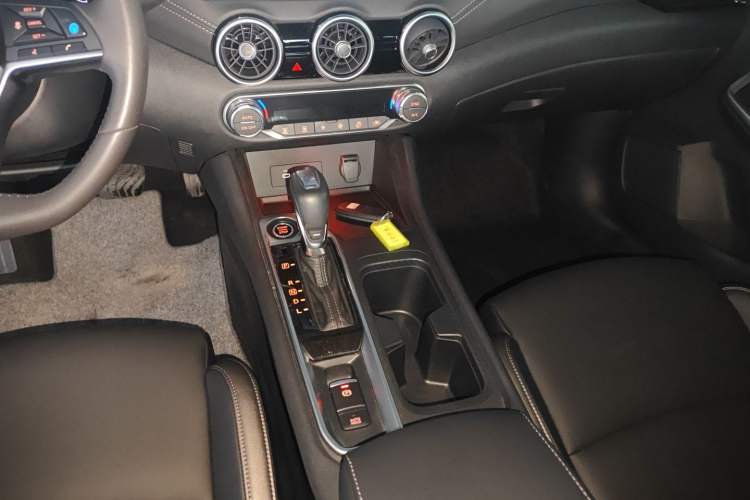 Used Nissan Sylphy 2023 1.6L CVT Smart Drive Version Gear Lever